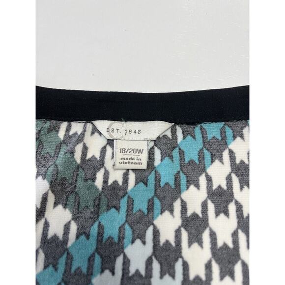 C established 1946 SZ 18/20 3/4 sleeve Back White Teal Loose Fit Flowing Top - Picture 9 of 10